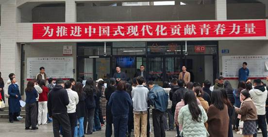 b49841e726677a175abfb8c15185d8ff